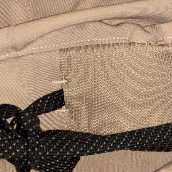 Fabletics Beige Set size Large - Picture 2 of 3